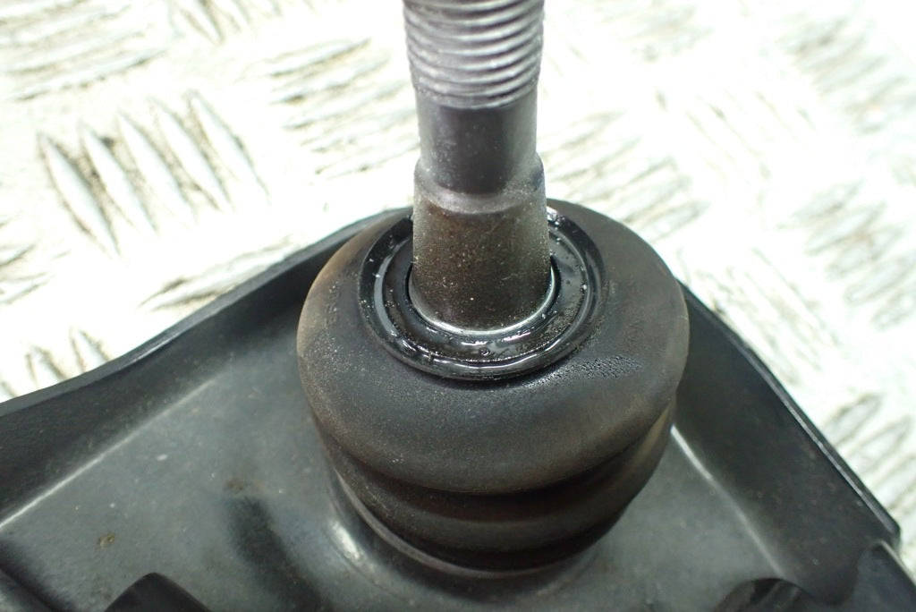 Left Front Upper Control Arm Toyota Tundra Sequoia 2022-