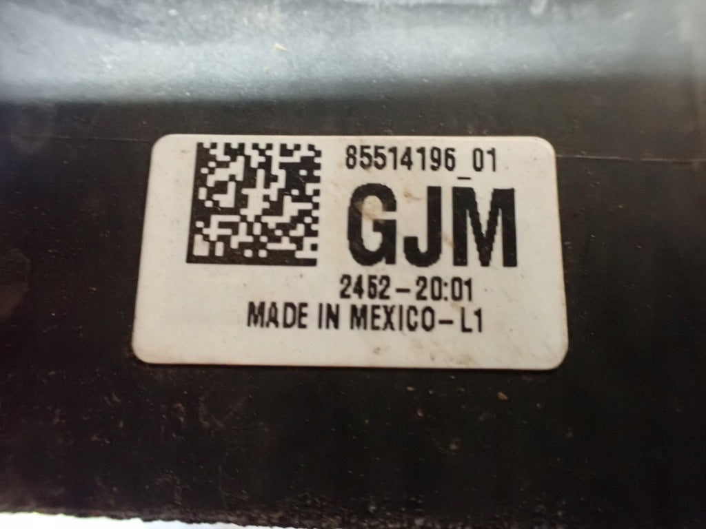 Bezpieczniki Klemy Plus Skrzynka Chevrolet Silverado Tahoe GMC Sierra 19-