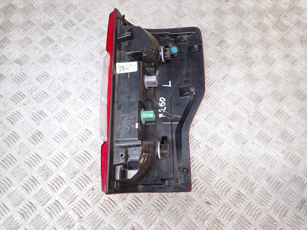 Left Rear Tail Light Ford F250 XLT 6.2 4x4 P558 2021- LIFTING