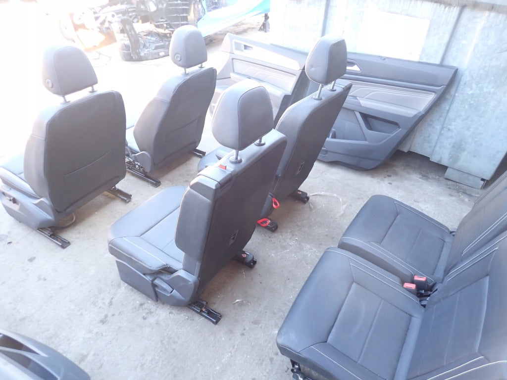 Tapicerka Kpl. 6 os. Fotele VW Atlas R-Line 2022