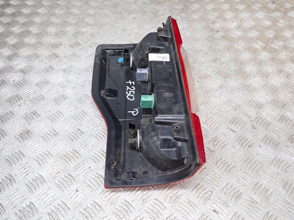 Right Rear Tail Light Ford F250 XLT 6.2 4x4 P558 2021- LIFTING