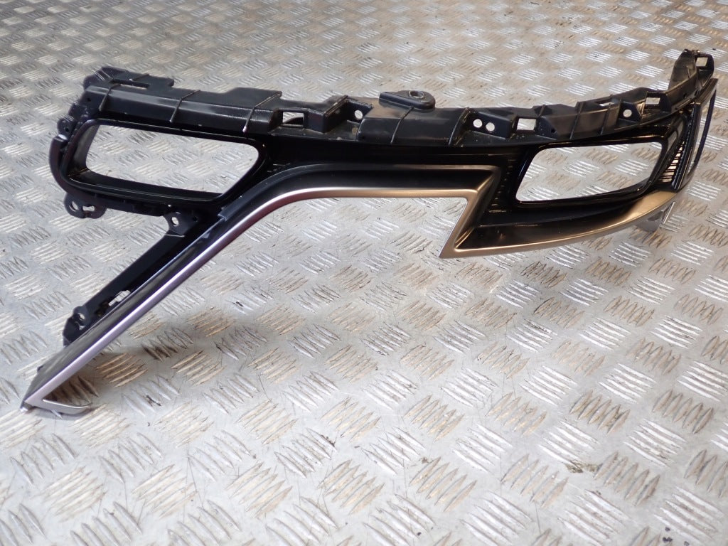 Listwa Lampy Lewa Przednia Kia Carnival LX 3.5 KA4 2020-