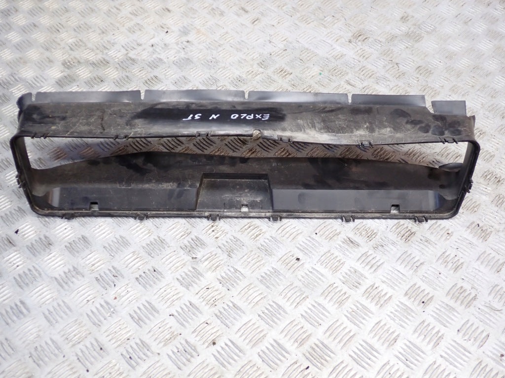 Kierownica Powietrza Dolna Wlot Ford Explorer 20-