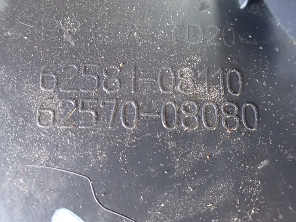 Osłona Słupka C Dolna Prawa Toyota Sienna XL40 2021