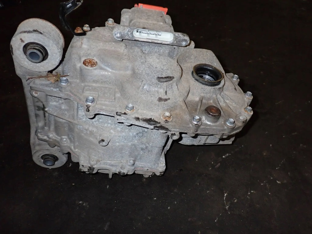 Dyfer Tylny Silnik Elektryczny 21JWK5 Toyota Sienna 2.5 Hybrid 2021