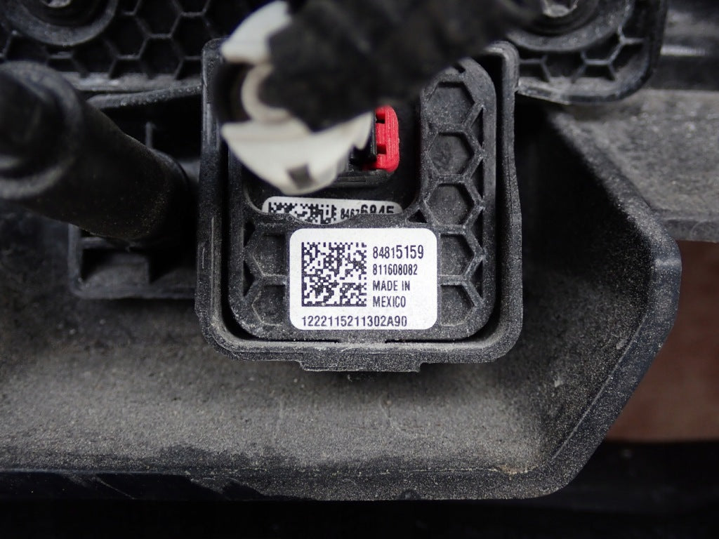 Atrapa Chłodnicy Grill Kpl. Kamera Chevrolet Silverado 4x4 2022 LIFT