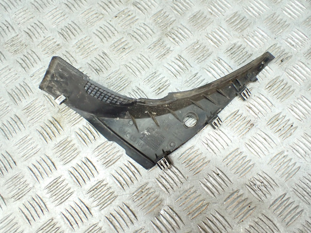 Corner Cowl Guard Right GMC Sierra AT4 Silverado Duramax 19