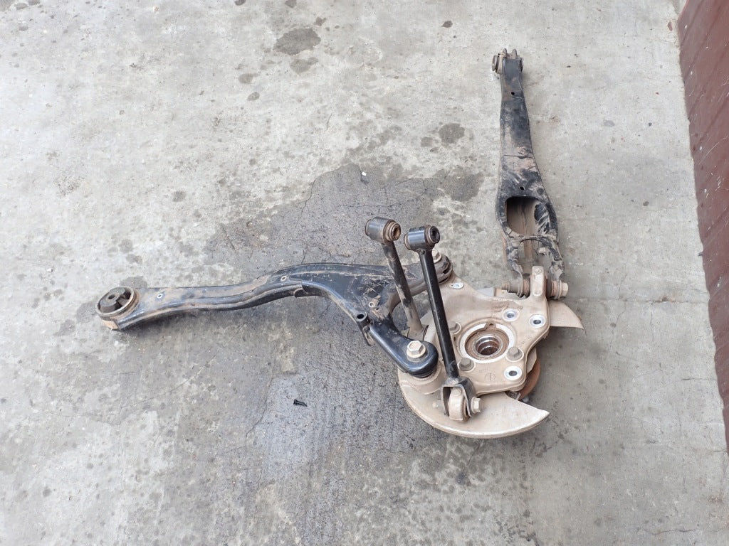 Left Rear Suspension Control Arm Steering Knuckle Chevrolet Tahoe Escalade Yukon 21-