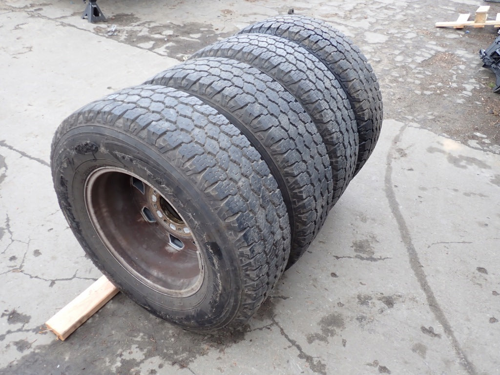 Koła Felgi Alufelgi 18 Opony Goodyear LT275/70R18 Kpl. Ford F350 F250 2021