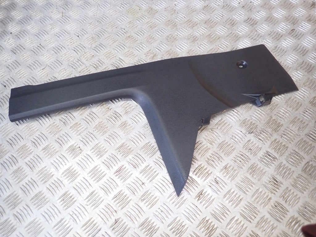 Osłona Podłokietnika Lewa Toyota Sienna XL40 2021