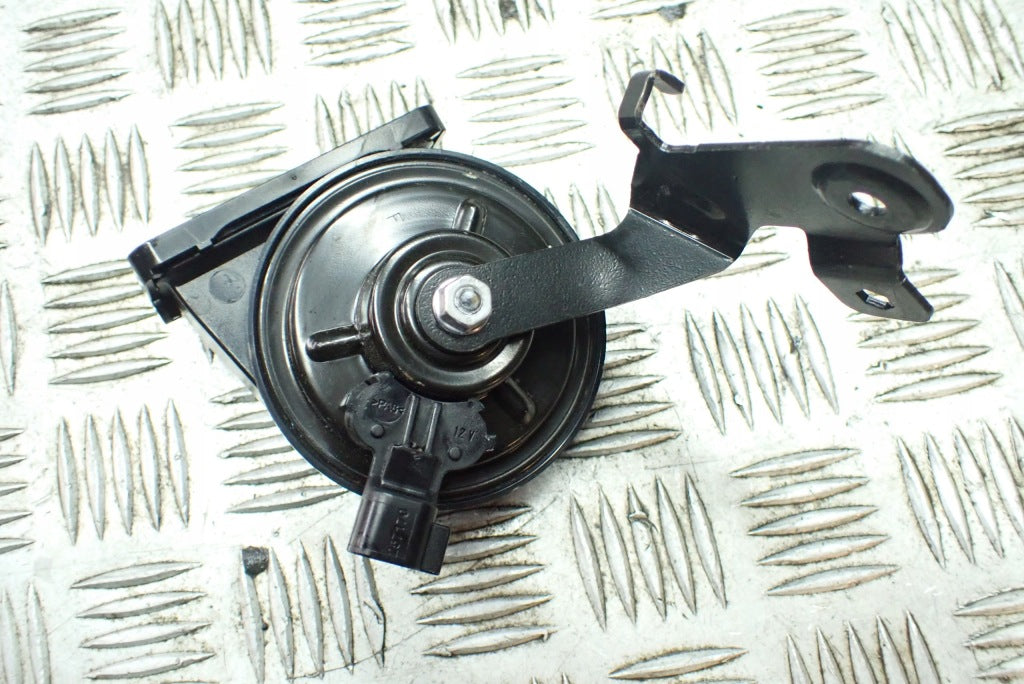 Horns Signal Chevrolet Corvette C8 2020-