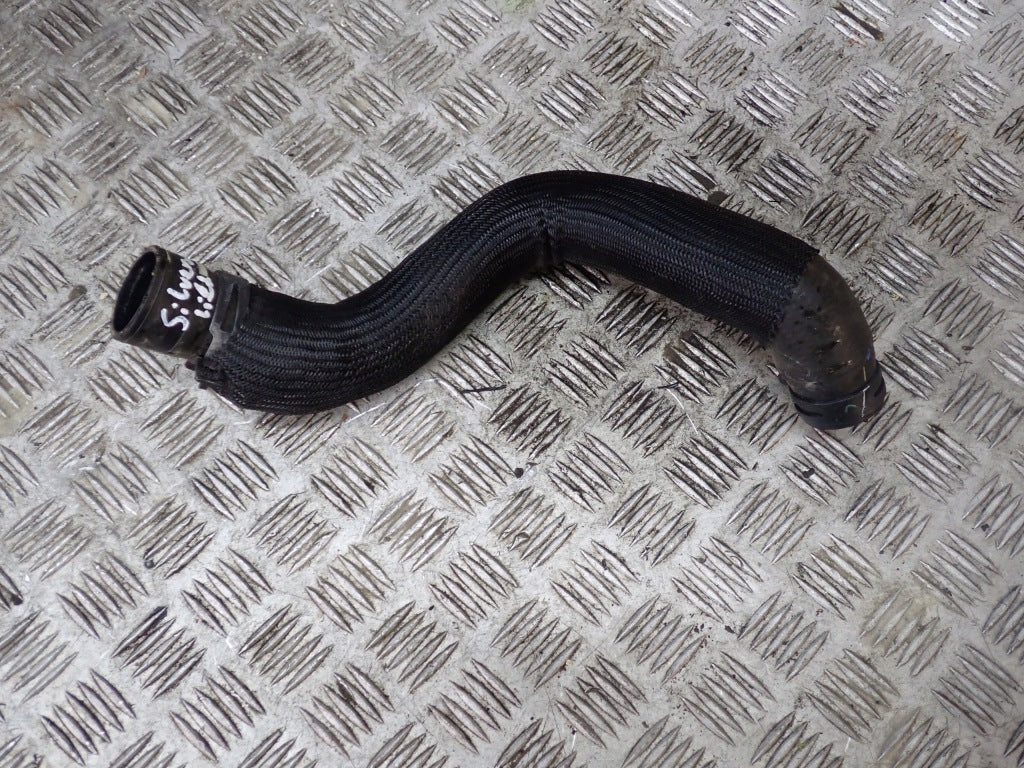 Water Radiator Hose Pipe Chevrolet Silverado GMC Sierra 2019-