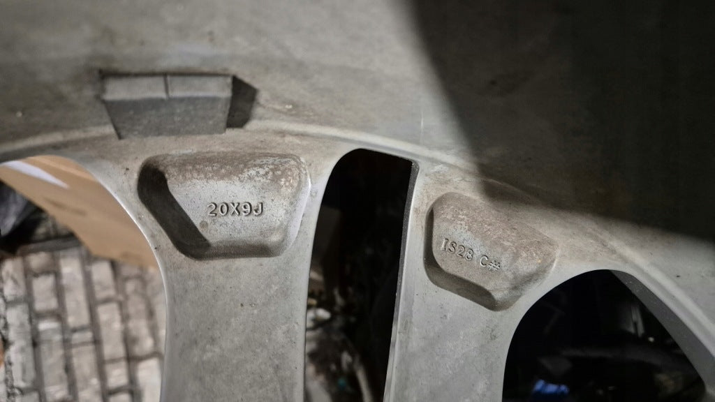 Koła Felgi Alufelgi Opony 275/60 20 Chevrolet Silverado GMC Sierra 2022