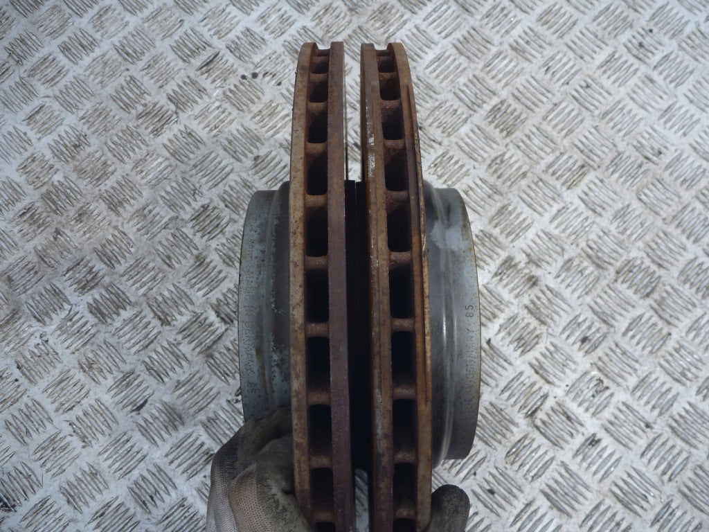 Tarcze Hamulcowe Tył Para BMW5GT 7 F07 F01 550 750