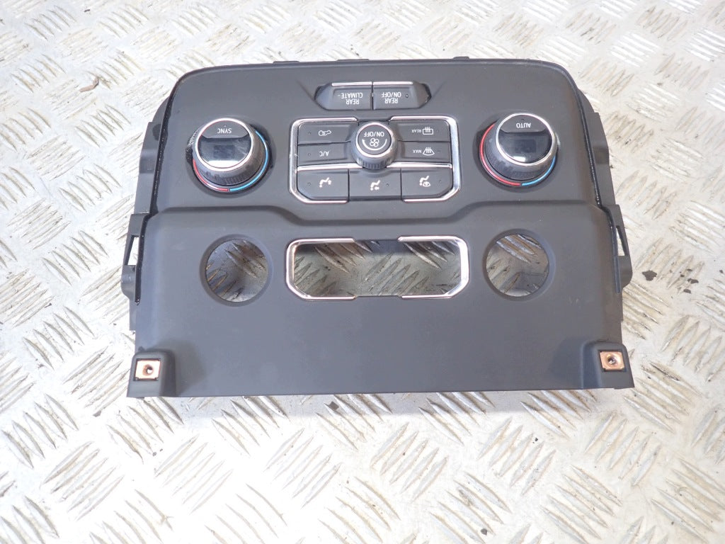 Panel Klimatyzacji Chevrolet Tahoe Yukon 5.3 2021