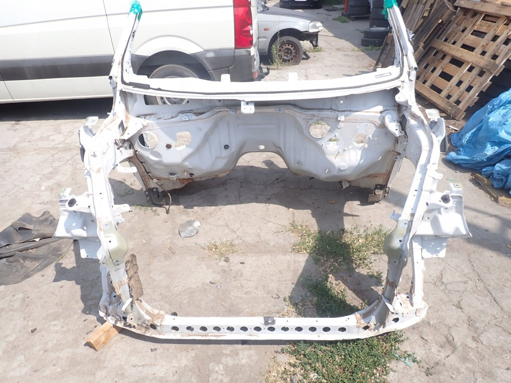 Pas Przedni Ćwiartki Przód Chevrolet Suburban Tahoe Escalade GMC Yukon 21-