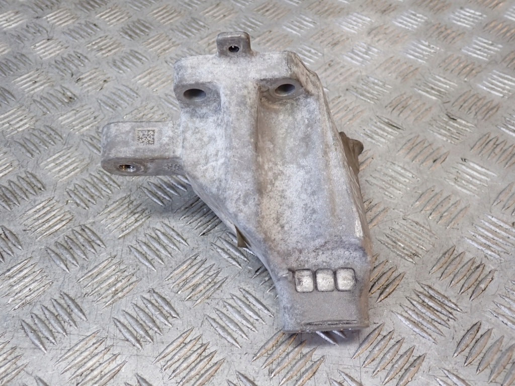Łapa Silnika Prawa Jeep Grand Cherokee WL 3.6 21-