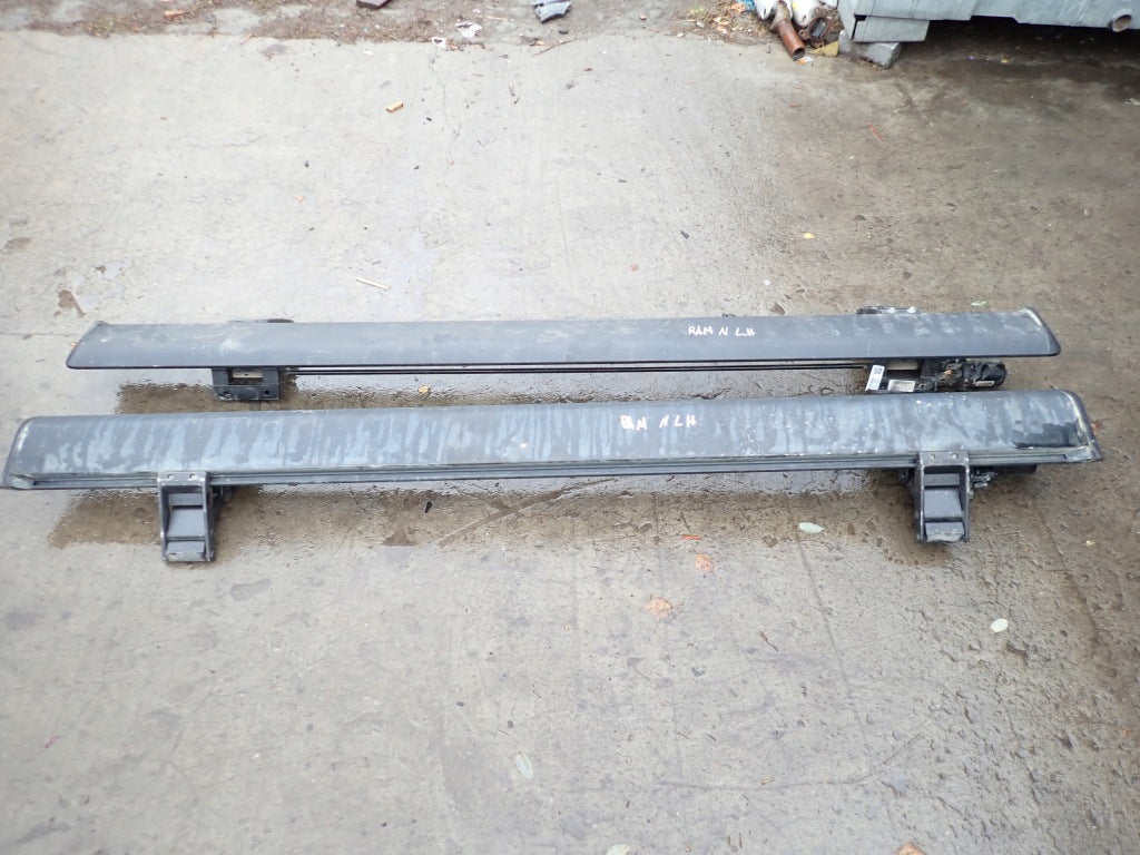 Electric Retractable Steps Pair Set Dodge RAM Crew Cab V 2019-
