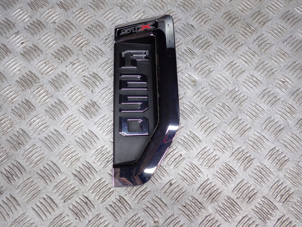 Emblemat Wlot Kratka Błotnika Prawa Ford F350 F250 6.2 4x4 Super Duty 2021