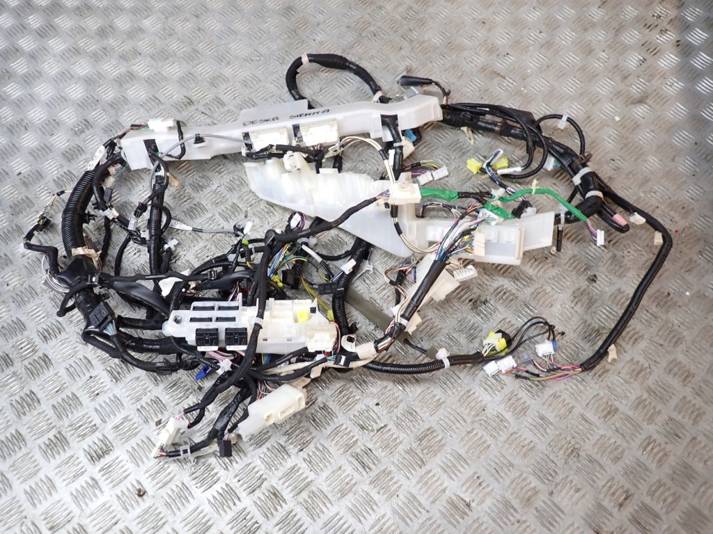 Wiązka Instalacja Deski Toyota Sienna XL40 2021