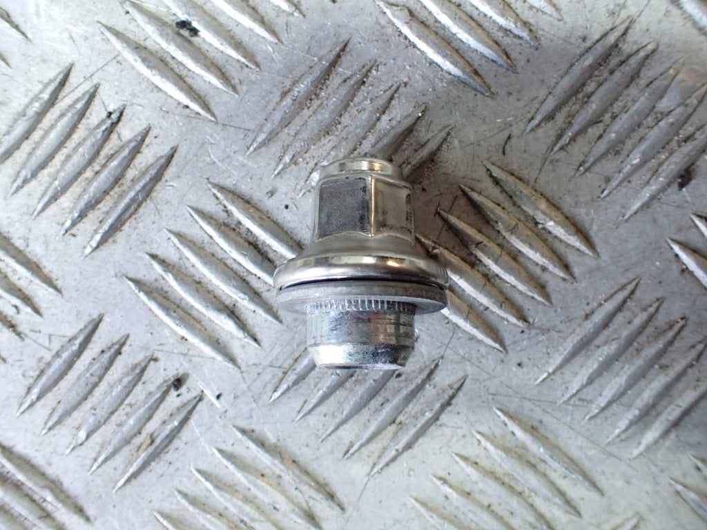 2022 Toyota Tundra Wheel Nut Bolt