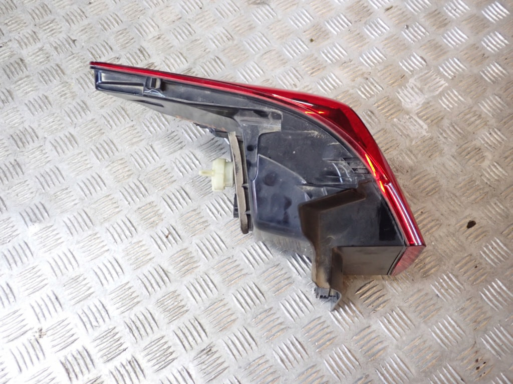 Rear Right Tail Light VW Atlas 2021- LIFT