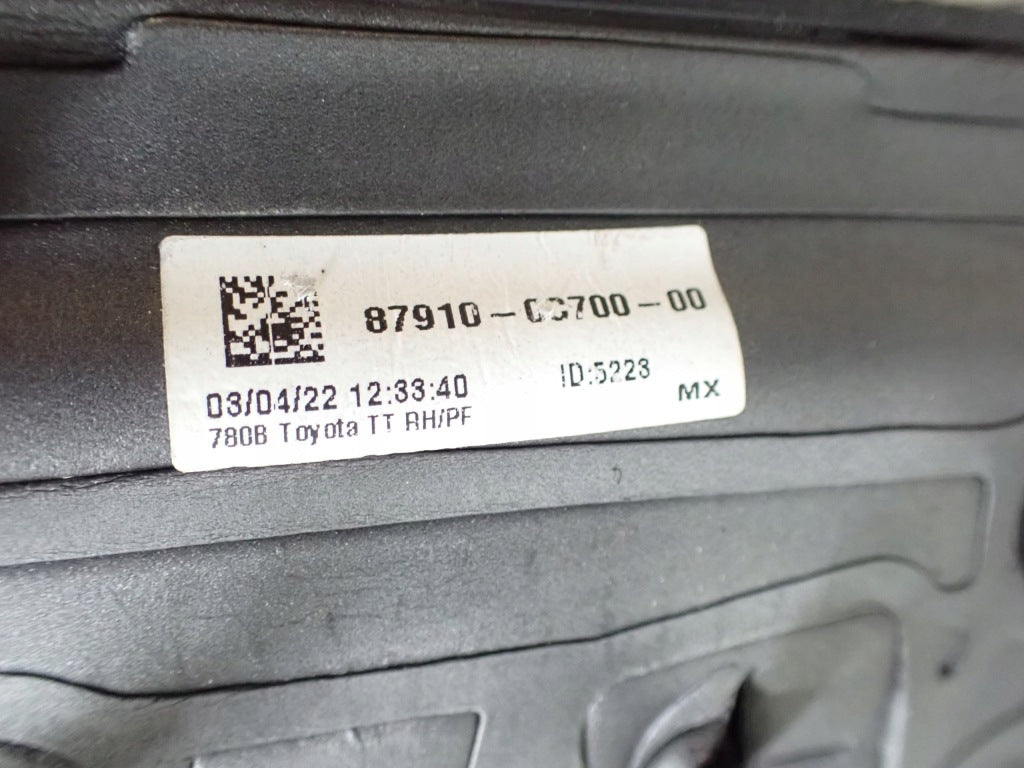 Lusterko Prawe Długie Ramie Kpl. 18 PIN Toyota Tundra Sequoia 2022-
