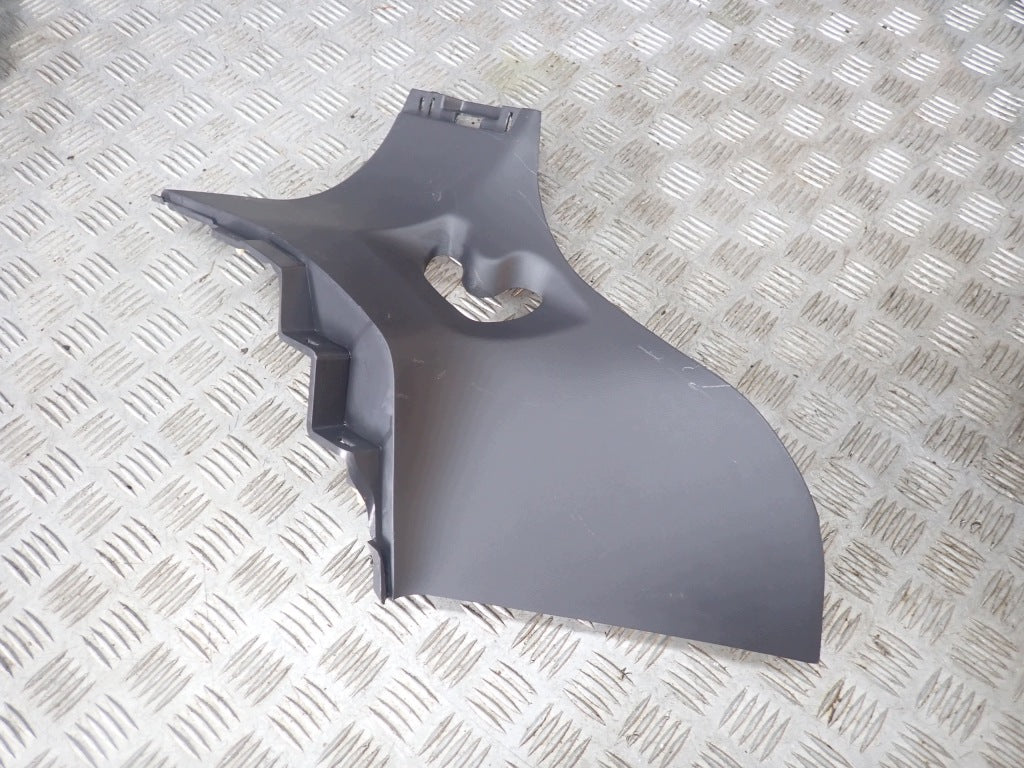 Osłona Słupka C Dolna Lewa Toyota Sienna XL40 2021
