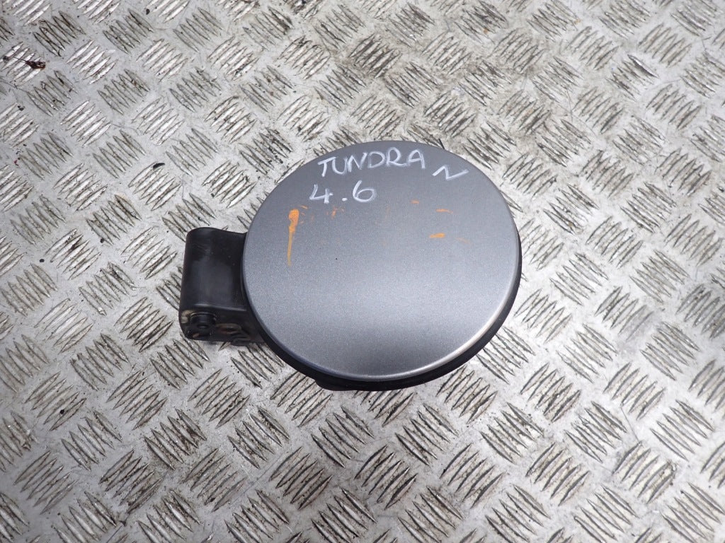 Fuel Filler Flap Kit Plug Socket Toyota Tundra II 2014-