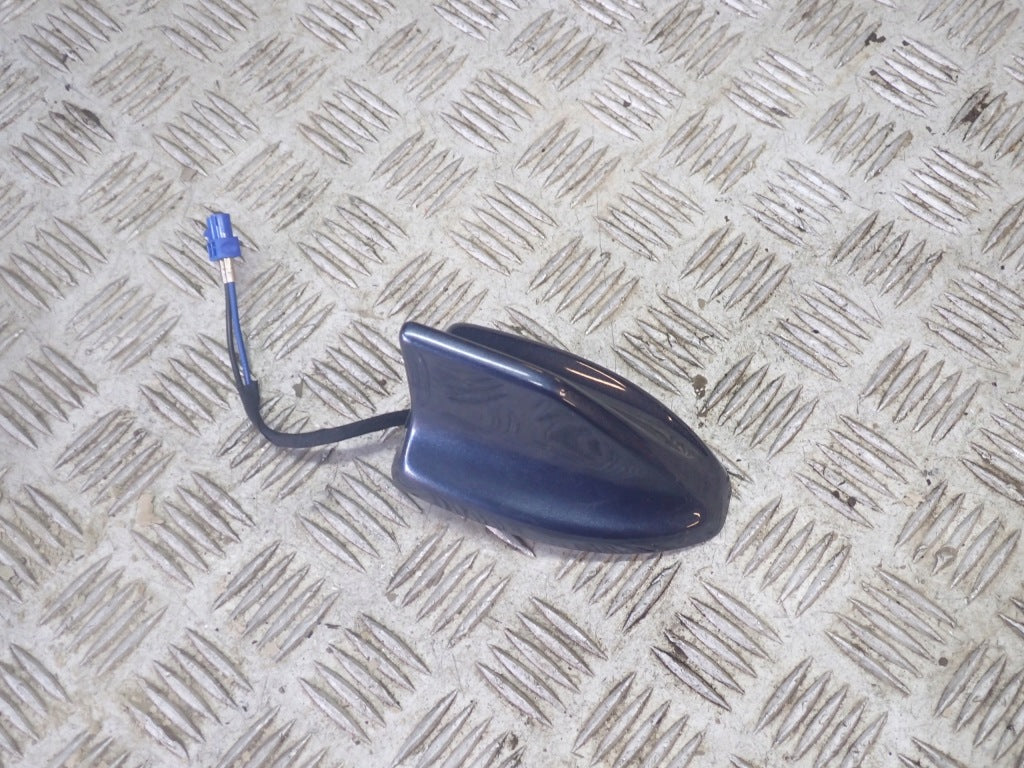 Antena Dachowa Rekinek Ford Explorer 2020-