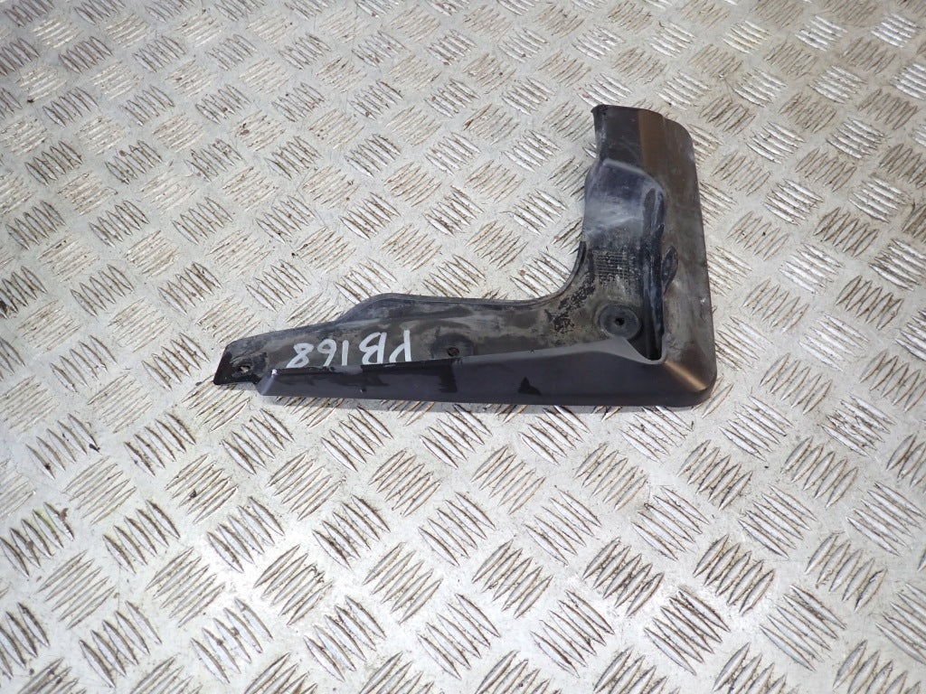 Chlapacz Lewy Przód Toyota Sienna XL40 2021
