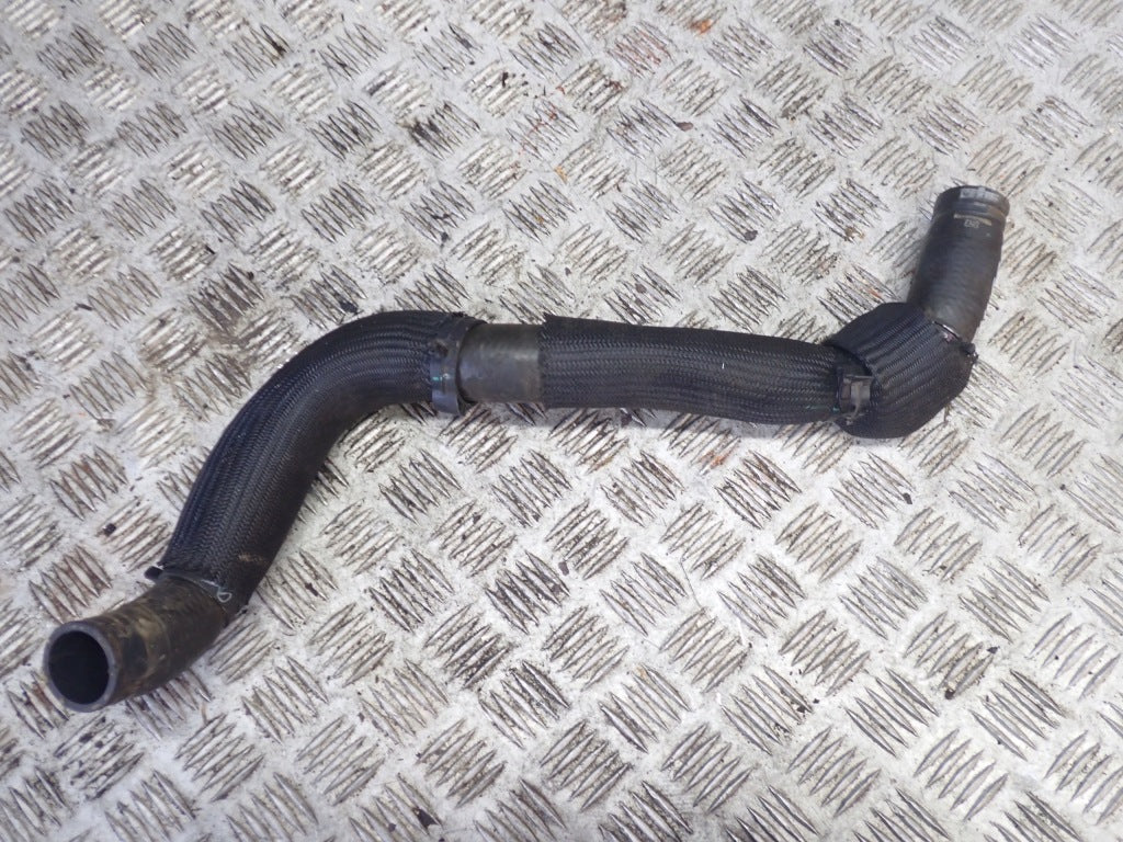 Water Radiator Hose Pipe Chevrolet Silverado GMC Sierra 2019-