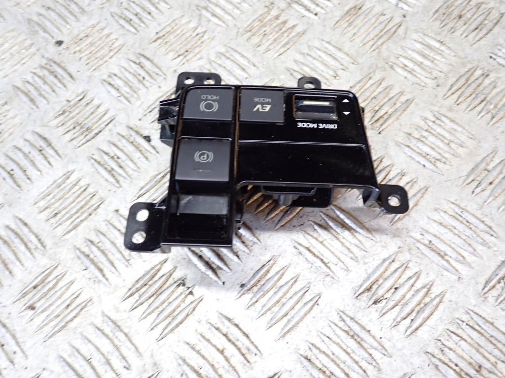 Toyota Sienna XL40 2.5 2021- Handbrake Mode Switch Panel