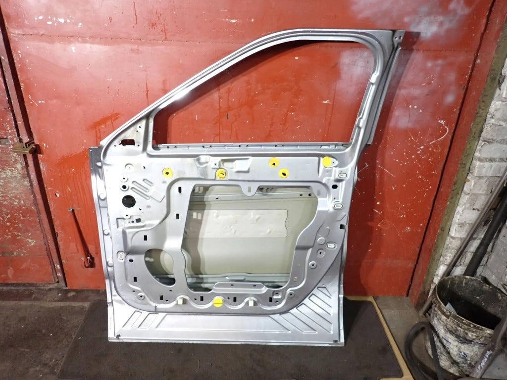 2021 Ford Explorer Right Front Bare Door