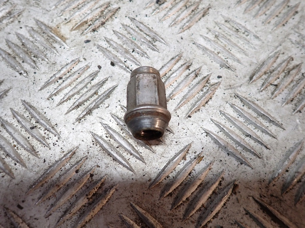 Chevrolet Corvette C5 Wheel Nut