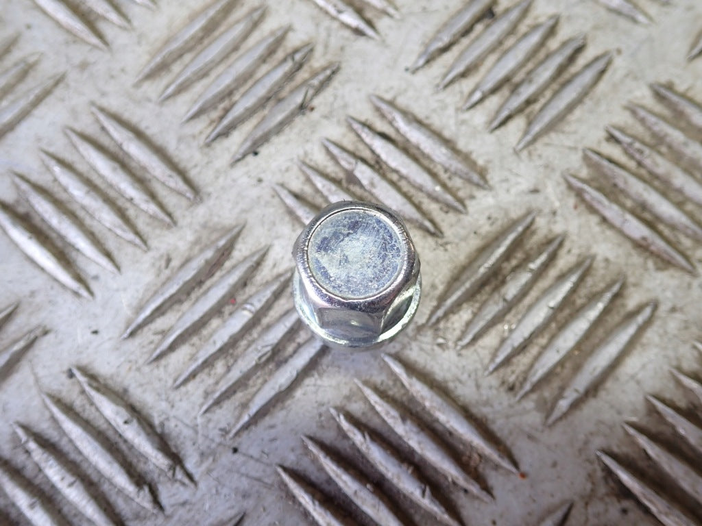 2022 Toyota Tundra Wheel Nut Bolt
