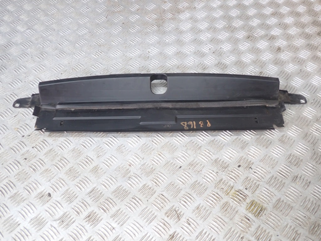 Kierownica Łapacz Deflektor Powietrza Dolny Toyota Sienna XL40 2021