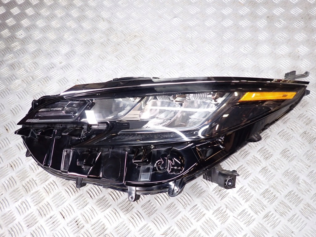 Lampa Lewa Przednia LED KPL Toyota Sienna XL40 2021