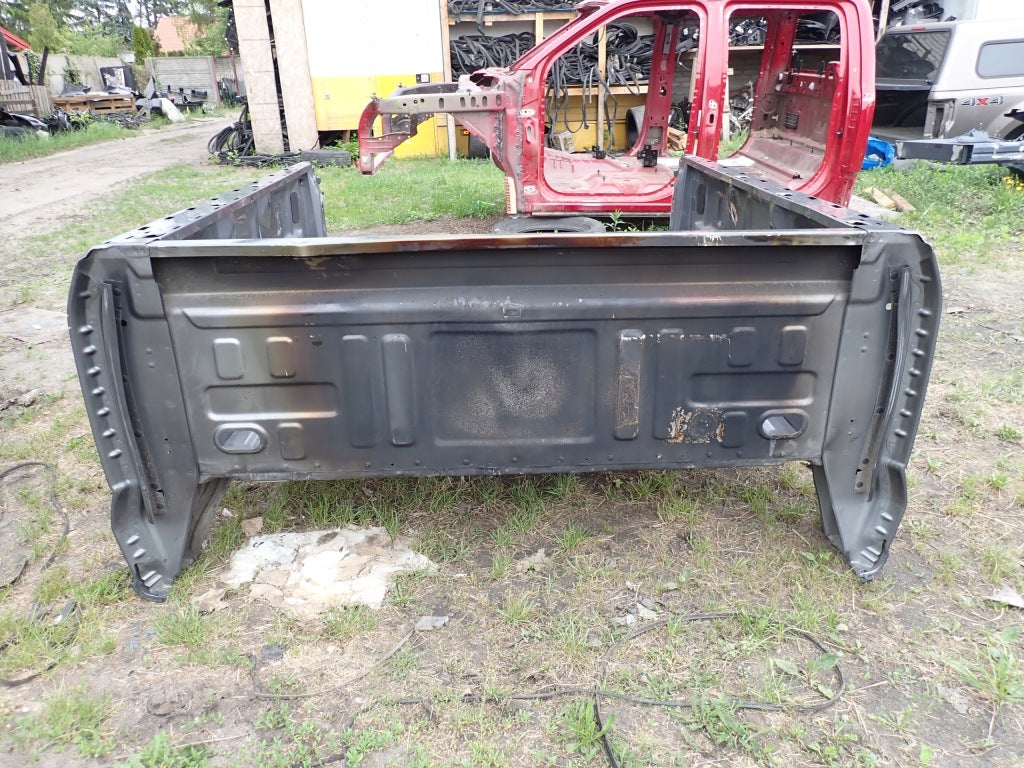 Paka Tylna Buda Tył Kpl. Bok Paki 5.5 ft Ford F150 Crew Cab 2025
