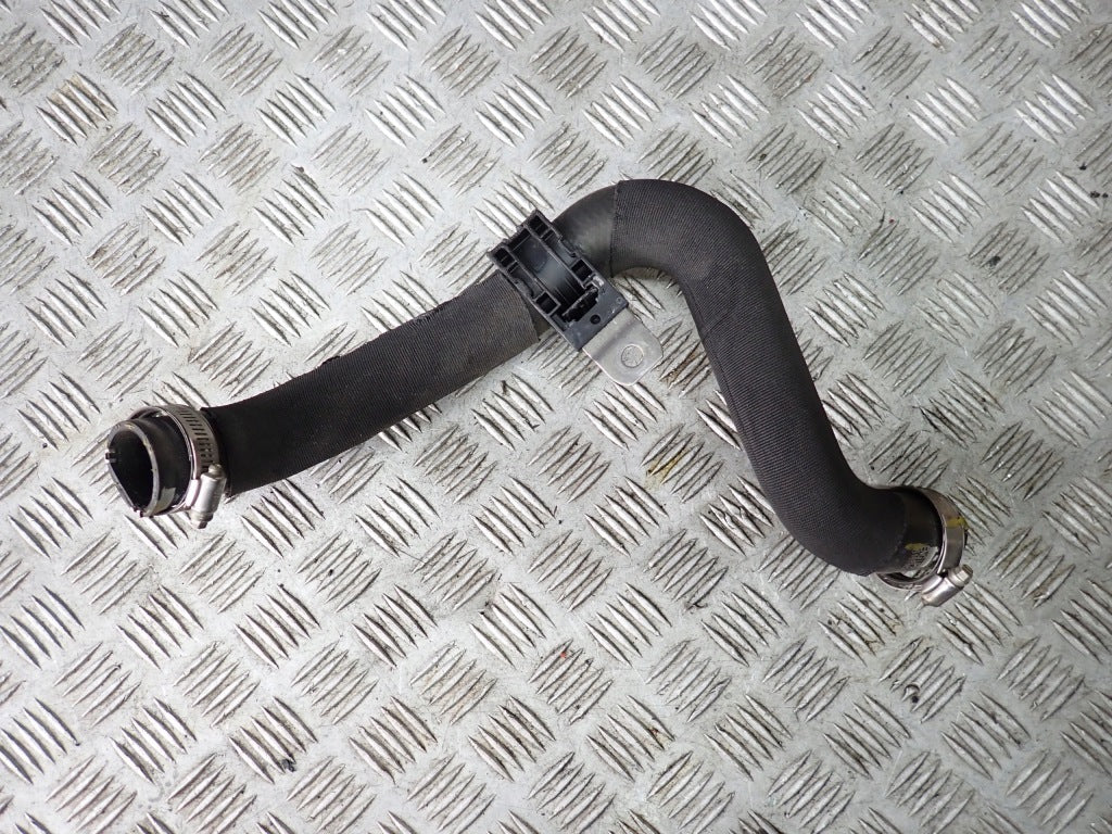 Water Hose Radiator Pipe Chevrolet Corvette C8 2020-