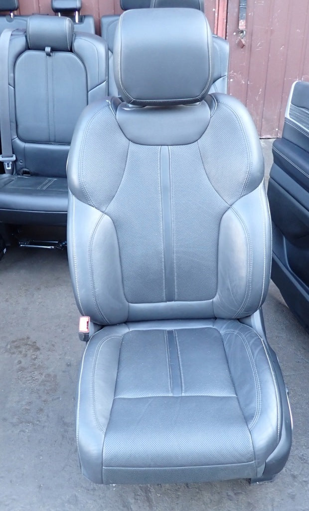 Fotel Lewy Kierowcy Jeep Wagoneer WS 5.7 4x4 2022-