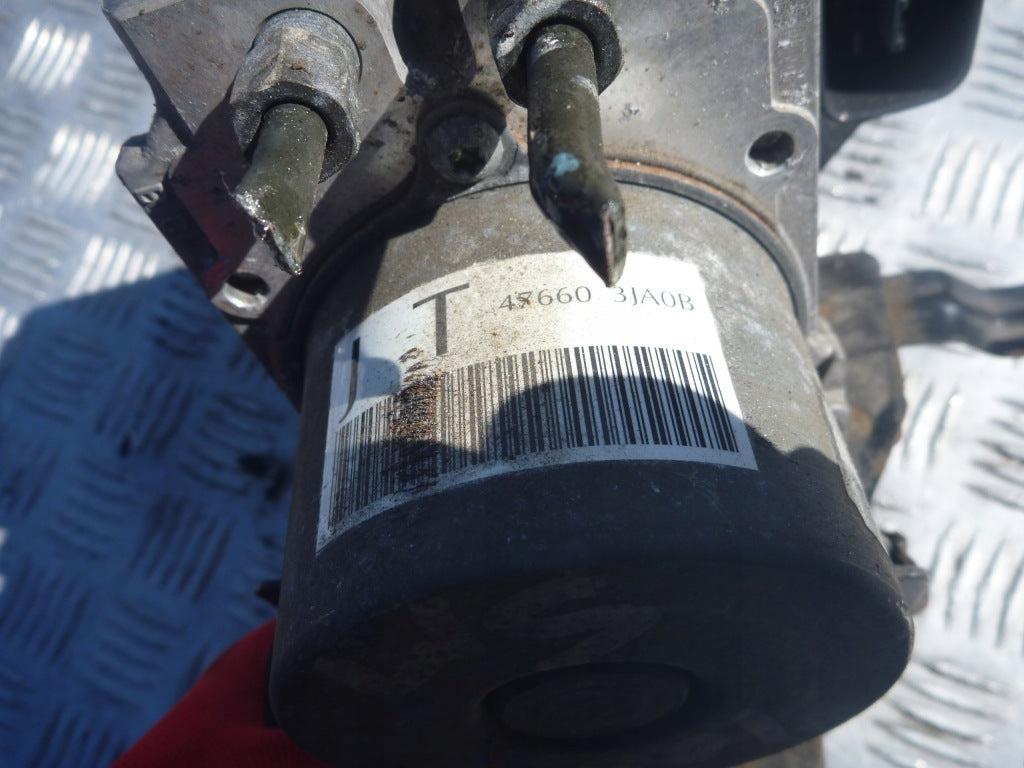Pompa ABS Infiniti JX35 QX60 Nissan Pathfinder 13-