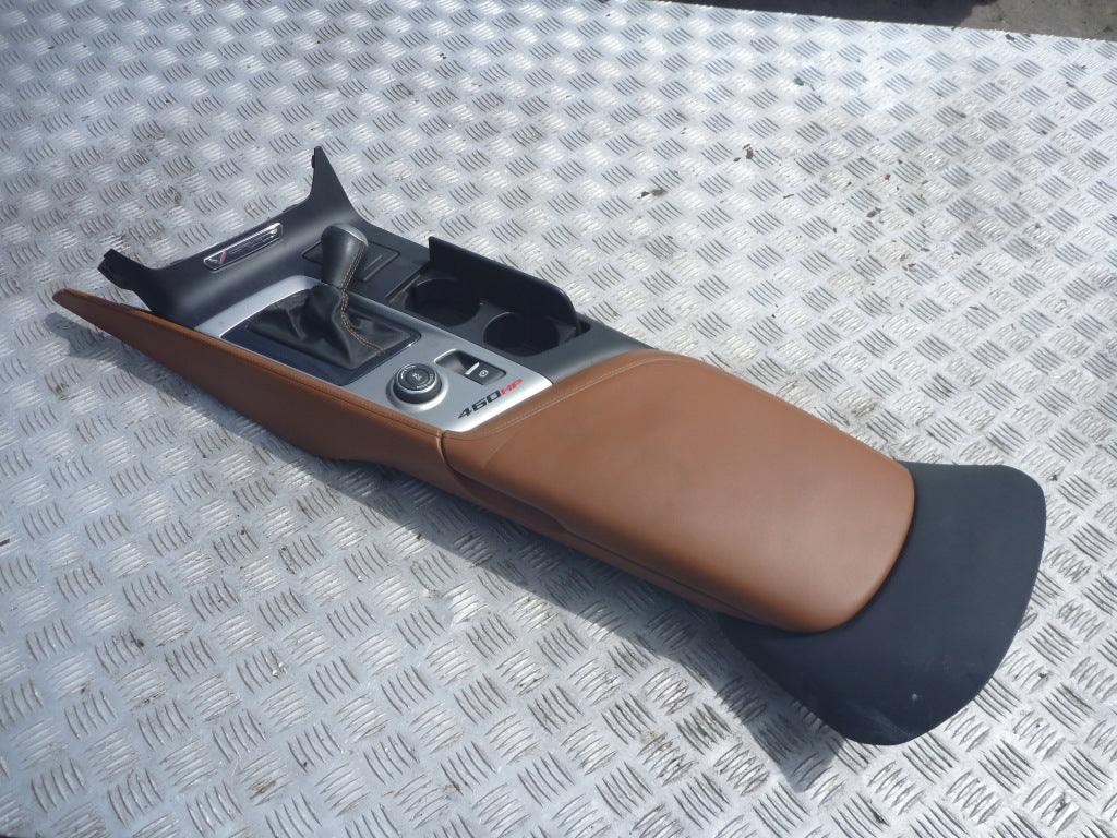 Tunnel Armrest Kit Chevrolet Corvette C7 3LT