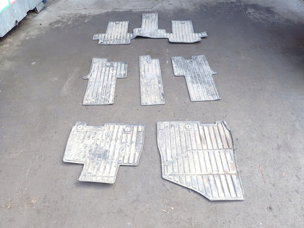 Dywaniki Gumowe Kpl. Kia Carnival LX KA4 3.5 2020-