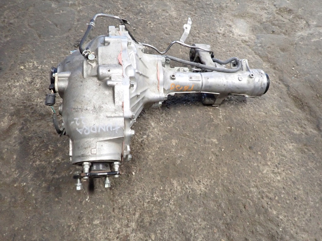 Most Przedni Przód Dyfer 3.31 Kpl. Toyota Tundra Crew Max 3.4 2022-