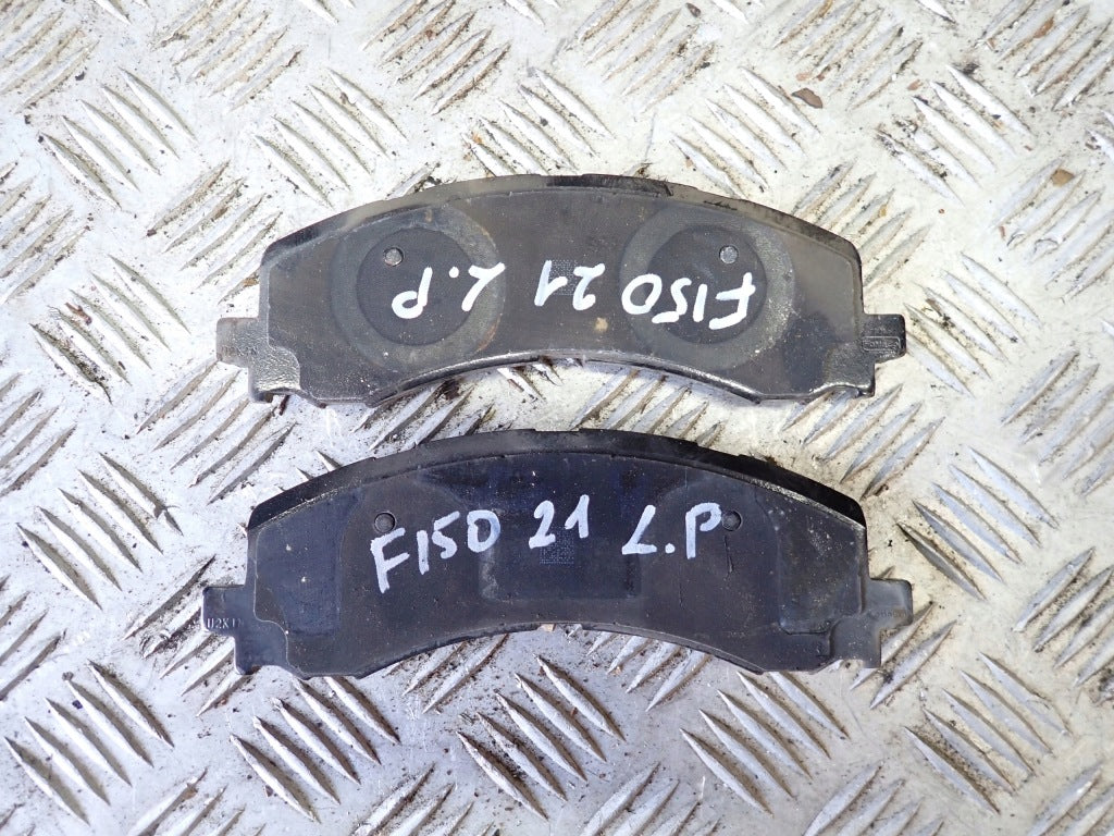 Front Discs Pads PAIR Ford F150 5.0 2021-