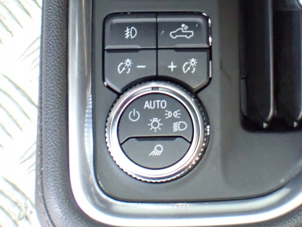 Light Switch Panel Chevrolet Silverado 2019-