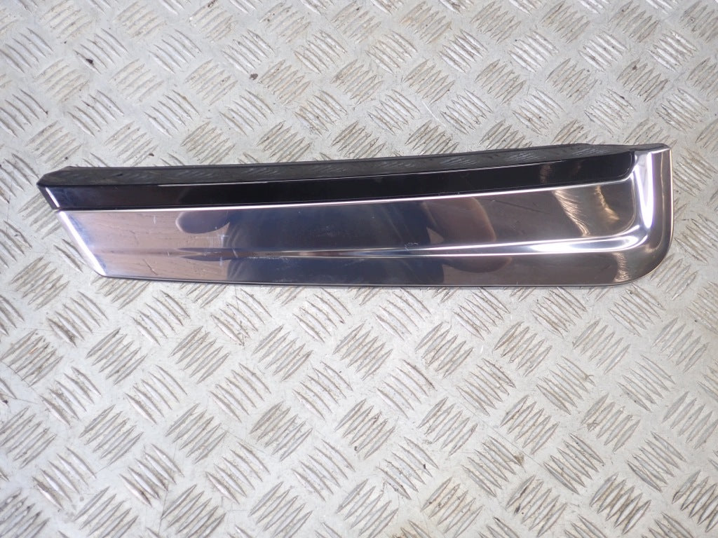 Right Rear Fender Trim Chevrolet Tahoe Yukon 21-