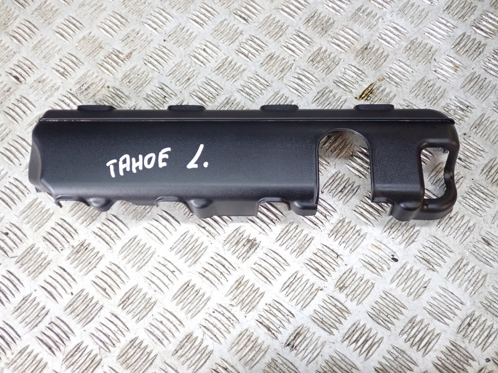 Left Valve Cover Chevrolet Silverado GMC Sierra 2019-