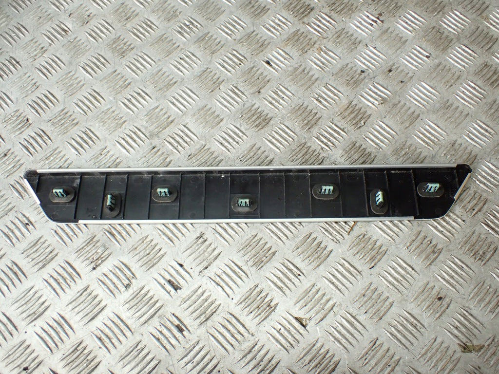 Listwa Progowa Wewnętrzna Wnętrza Chevrolet Corvette C8 2020-